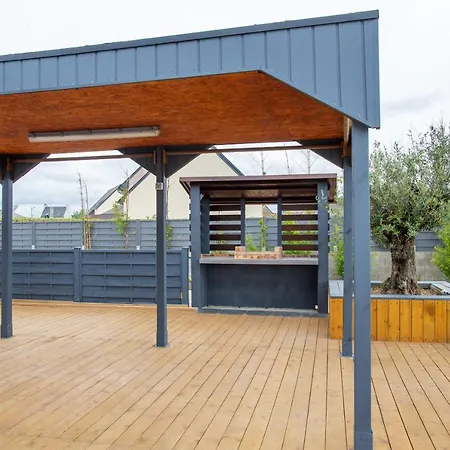 Villa La Des Amiets: 250m², Confort, Piscine, Mer A 500m
