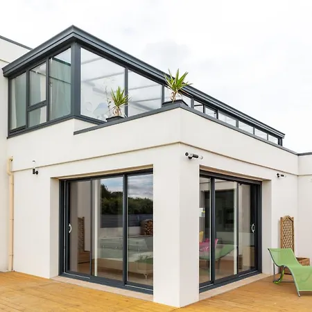 La Des Amiets: 250m², Confort, Piscine, Mer A 500m Villa